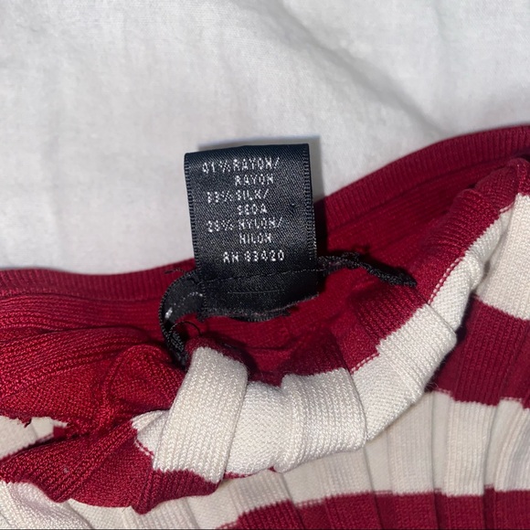 august silk red and cream horizontal striped top📌 - Picture 3 of 5